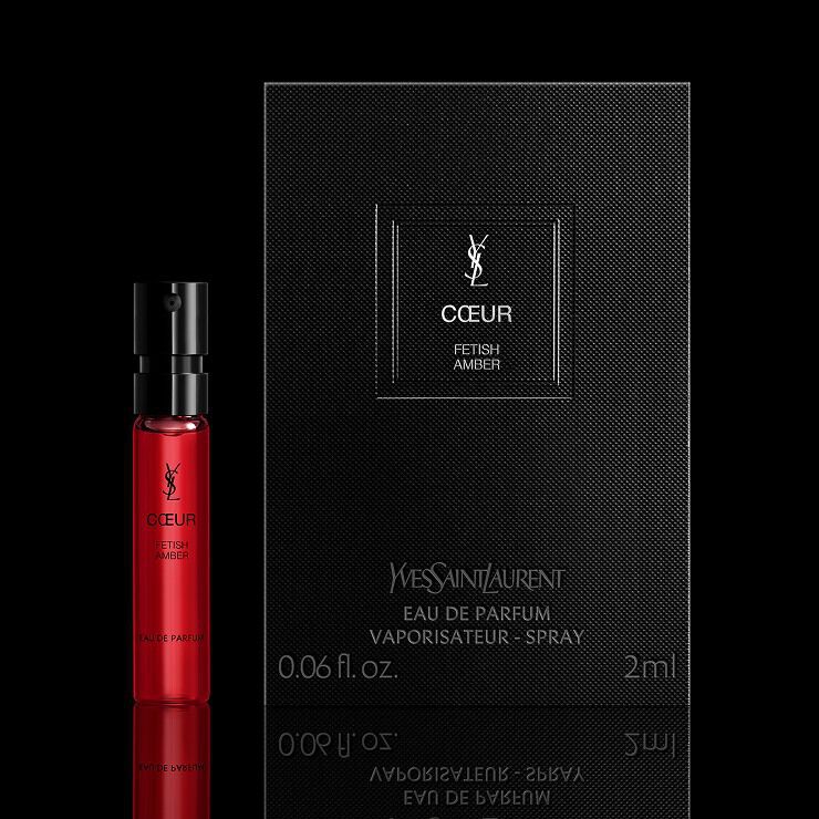 COEUR Eau de Parfum-sample geplaatst naast de zwarte full-size verpakking voor de YSL proefservice.