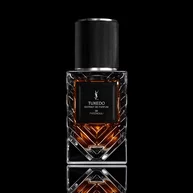 YSL LVDP Tuxedo Extrait de Parfum 66 Patchouli, een luxe fles van 50 ml op een reflecterende zwarte achtergrond.